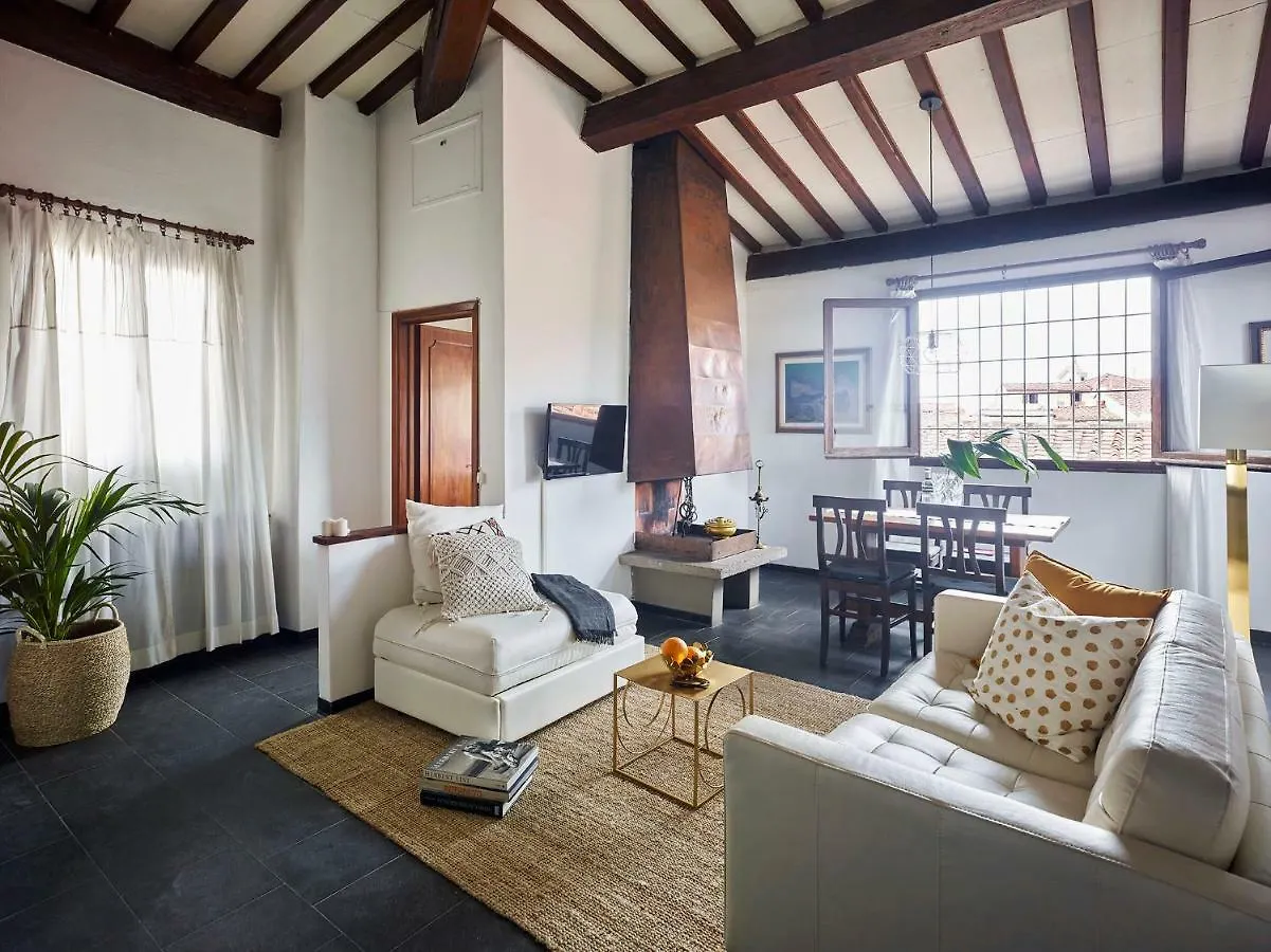 Very Special+Views In Front Of Pitti Palace&Garden location